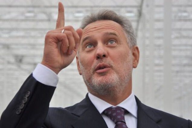 Как Фирташ скупил мир