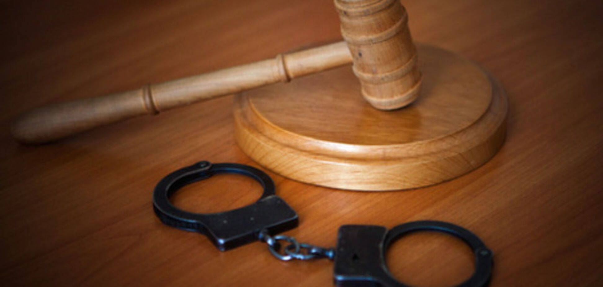 В Запорожье осудили путану из России, которая пыталась зарезать клиента