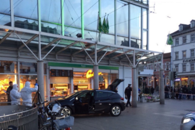 Наезд авто на людей в Германии