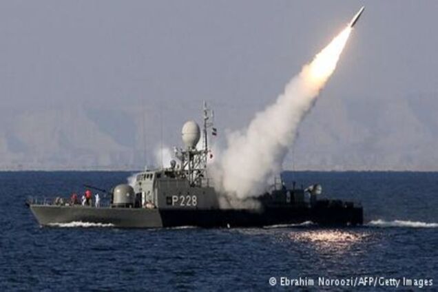 Іран успішно випробував нові крилаті ракети