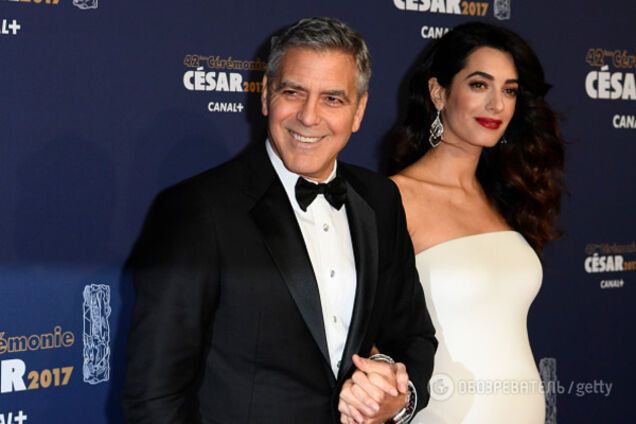Амаль Клуни впервые вышла в свет после официального подтверждения беременности