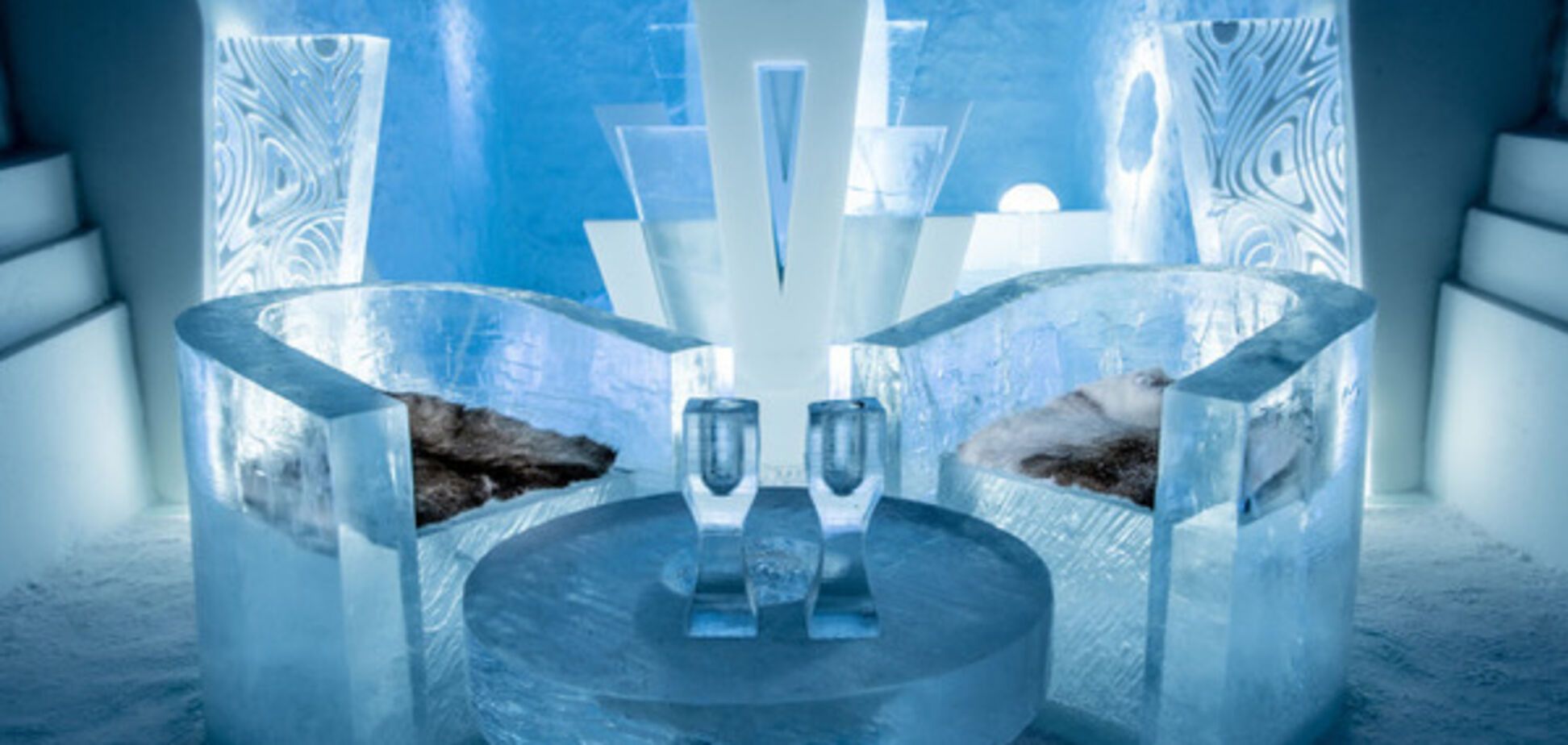 ледянной отель Icehotel в Швеции