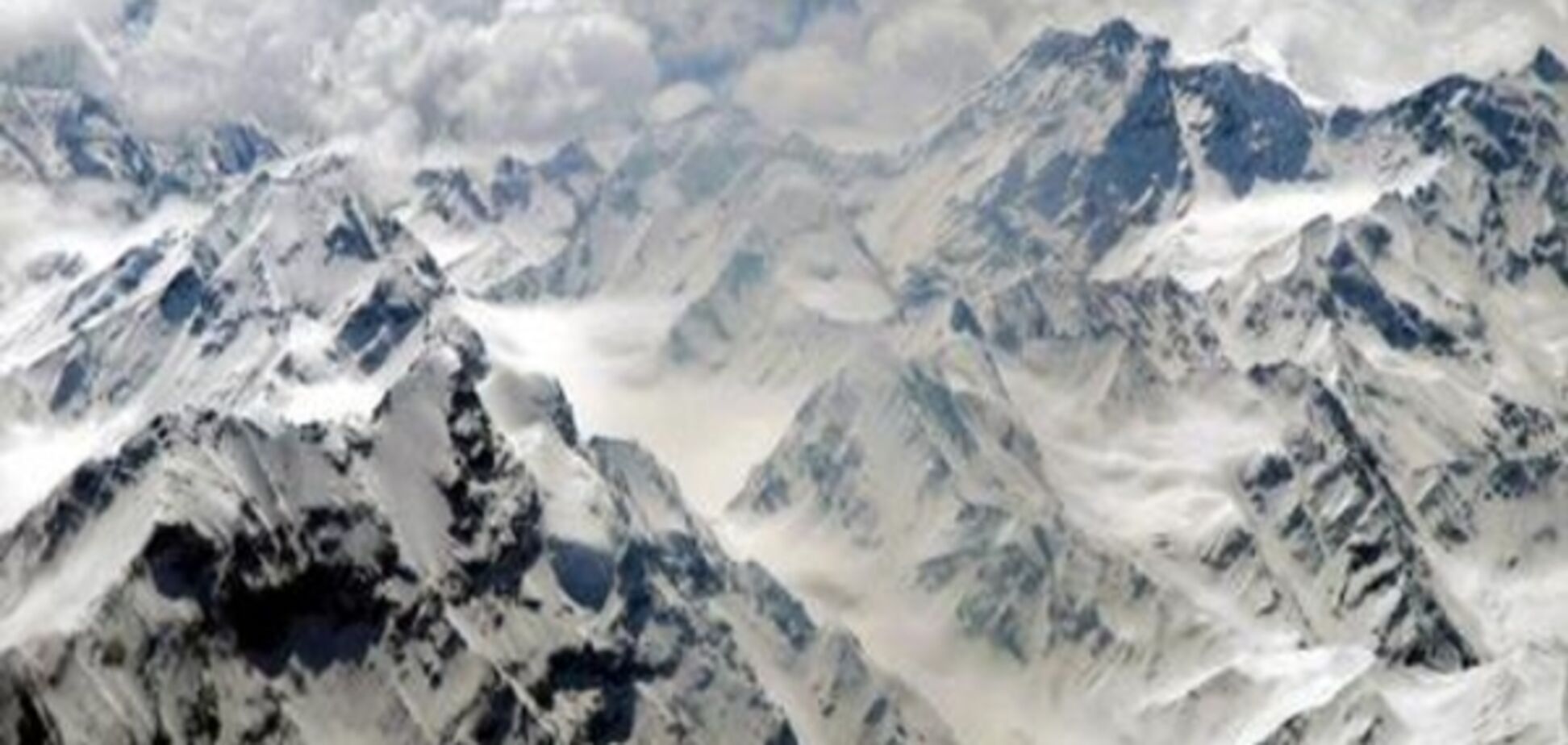 Десятки людей загинули в Афганістані та Пакистані внаслідок сходження лавин