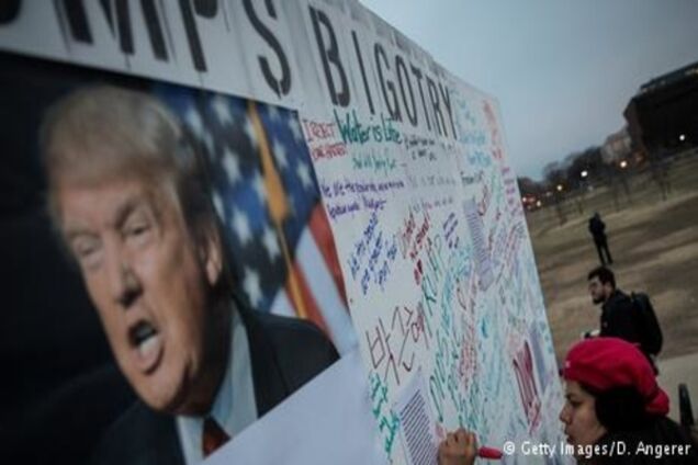 Технологічні гіганти США виступили проти скандального указу Трампа