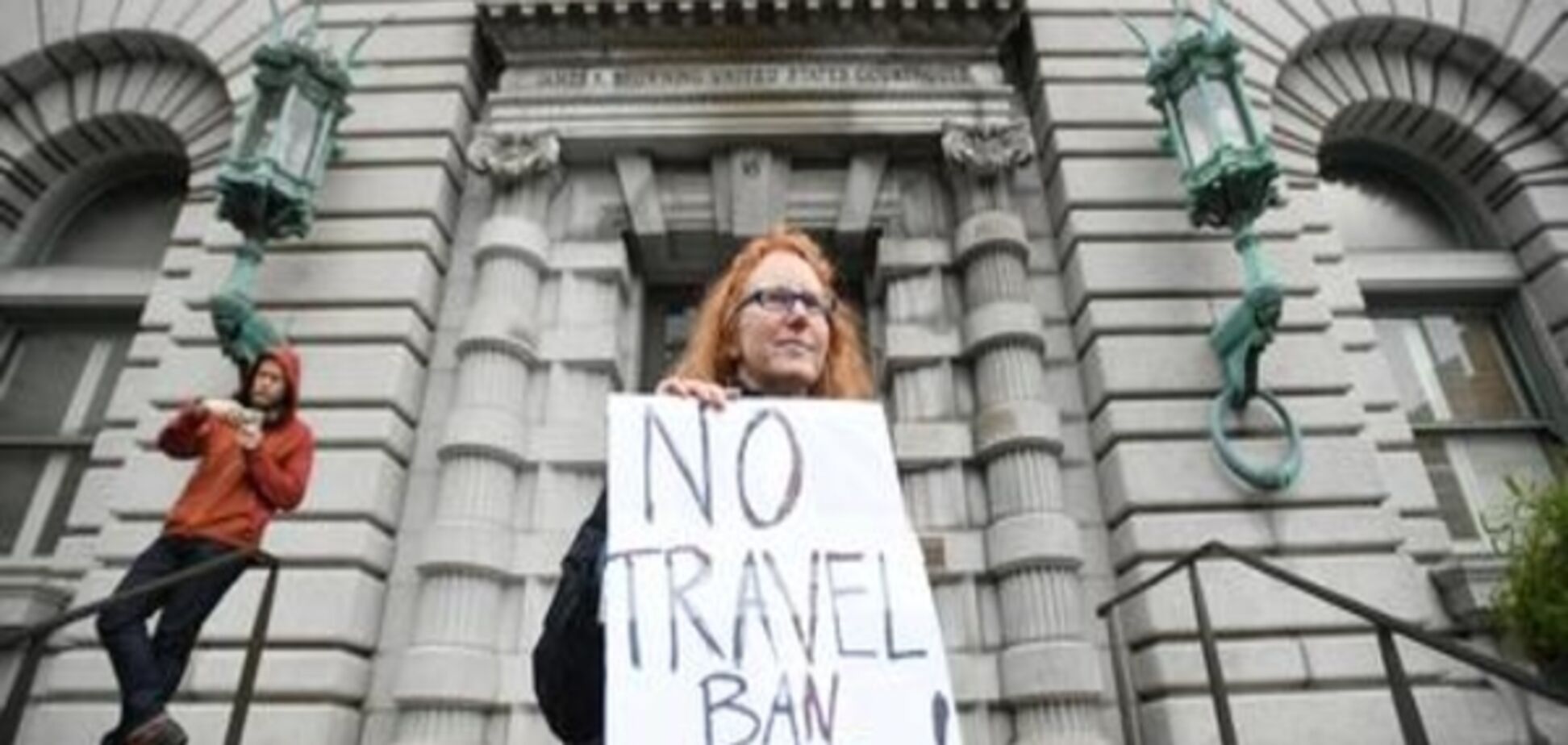 Суд у Сан-Франциско поки що не ухвалив рішення щодо міграційного указу Трампа