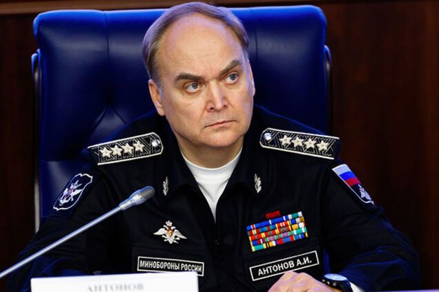 Анатолий Антонов