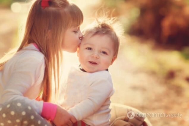 Ученые объяснили, почему первенцы умнее младших детей