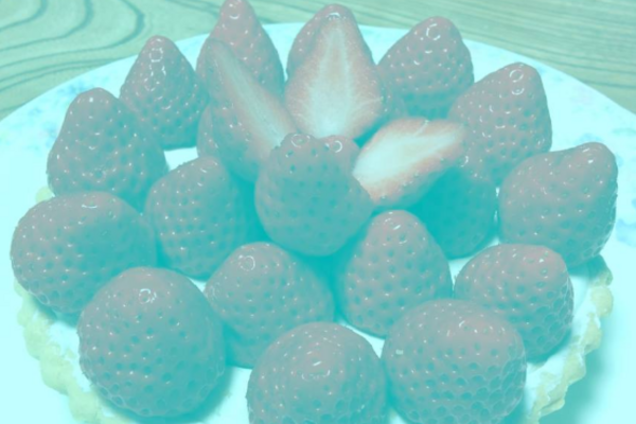 Картинка с красной клубникой