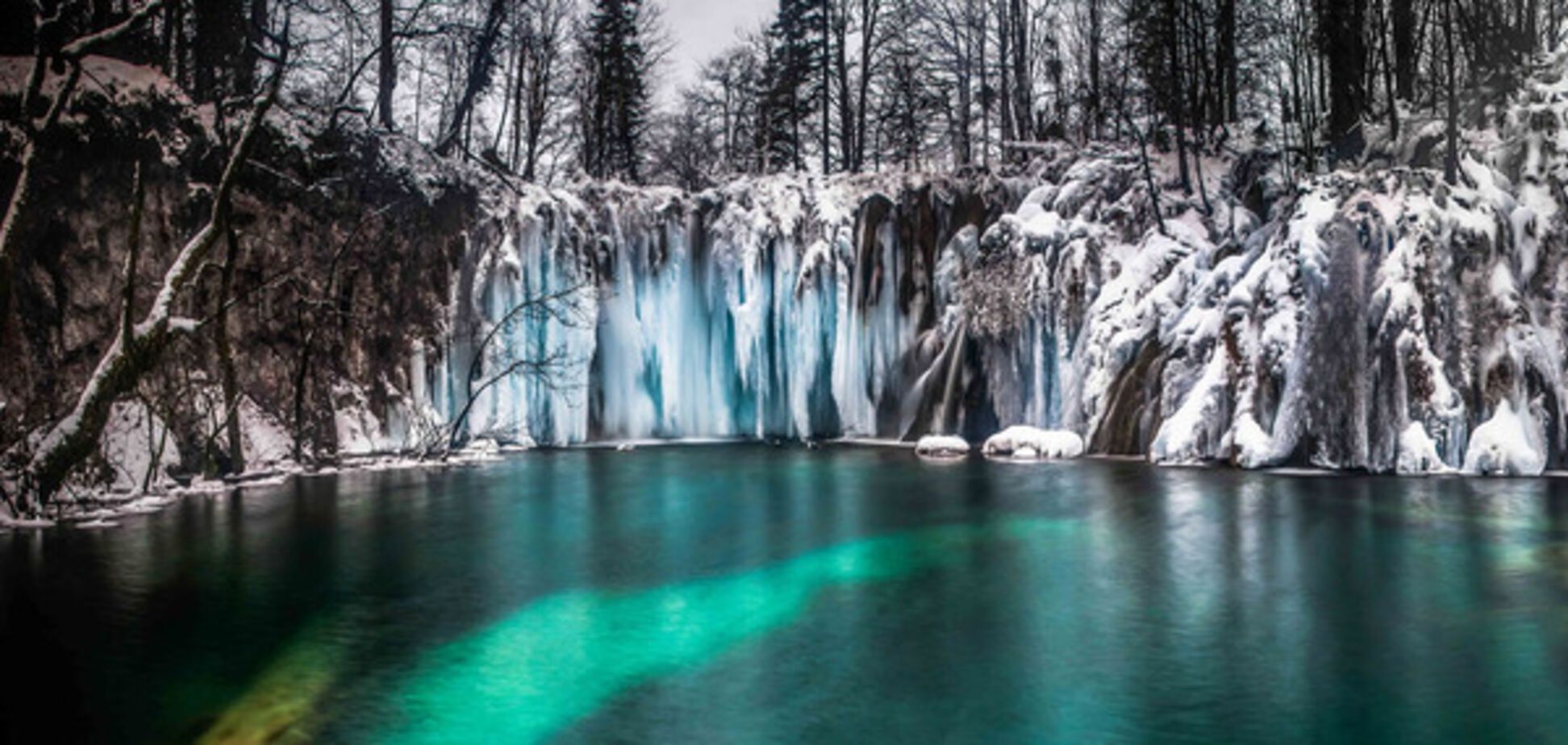 Замерзшие водопады Хорватии