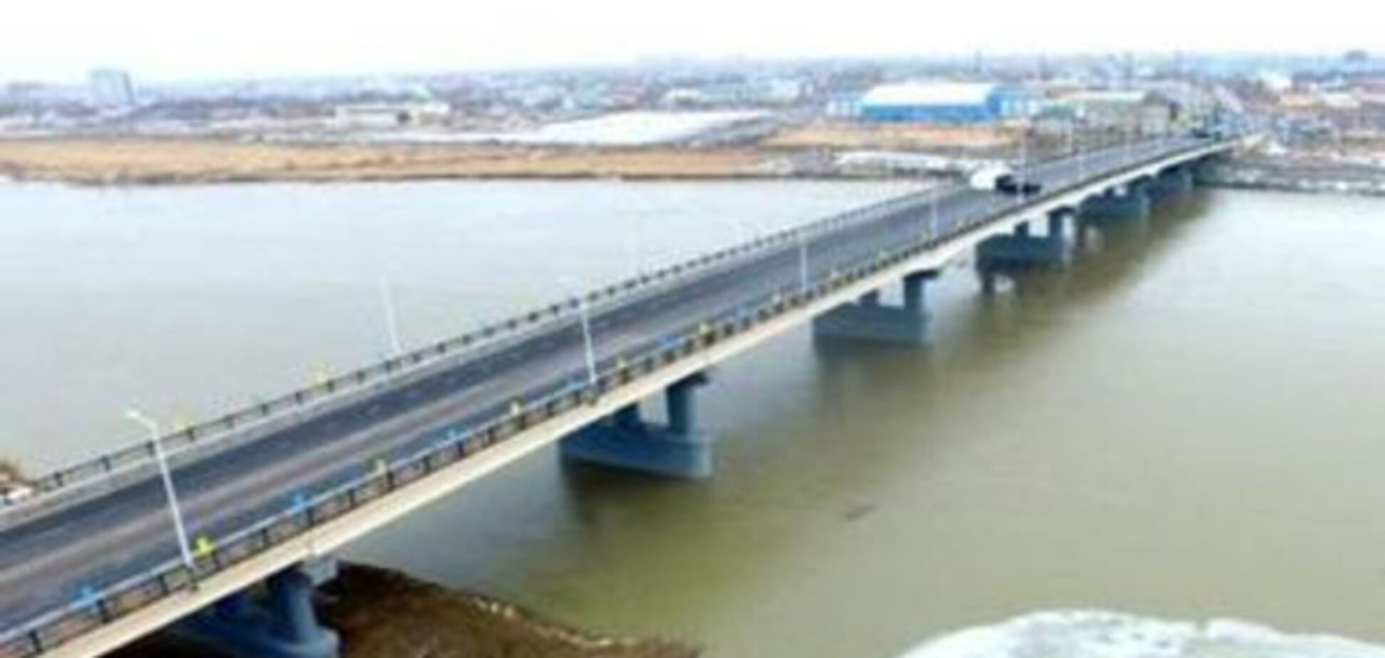 В Туркменистане помпезно открыли мосты, построенные компанией из Украины