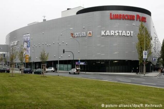 У німецькому Ессені зачинили торговельний центр через загрозу теракту