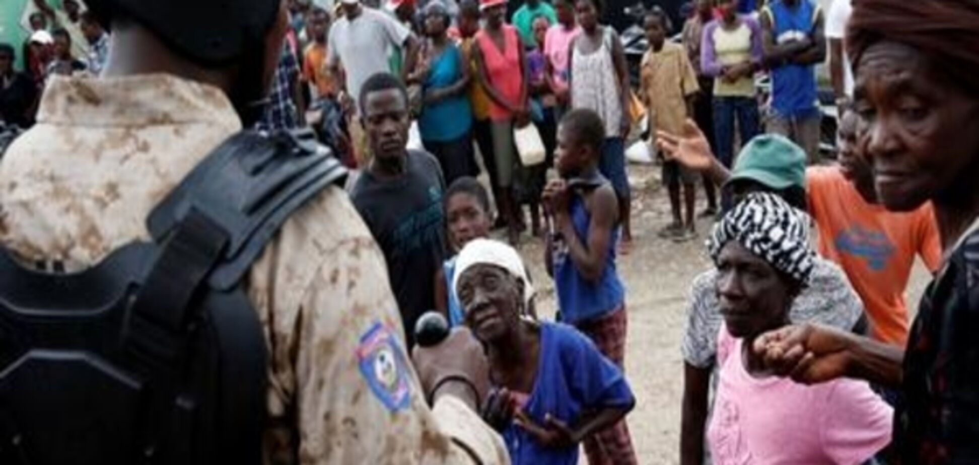 На Гаїті автобус в'їхав у натовп музикантів, десятки загиблих
