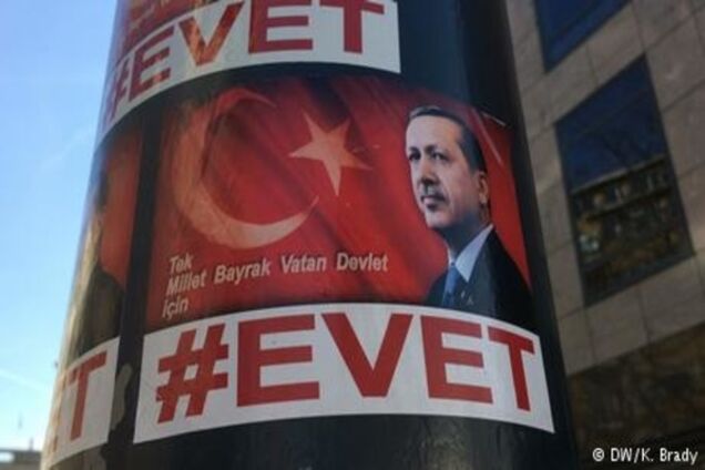 Вибори в Нідерландах у тіні суперечки з Туреччиною