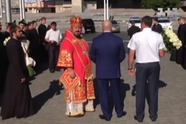 VIP-піп: ЗМІ показали елітне майно на мільйони головного священика Харківщини. Опубліковано відео