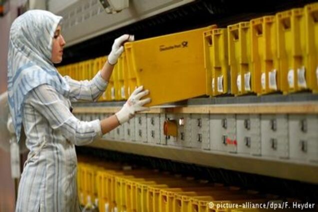 Європейський суд дозволив заборону хусток на робочому місці