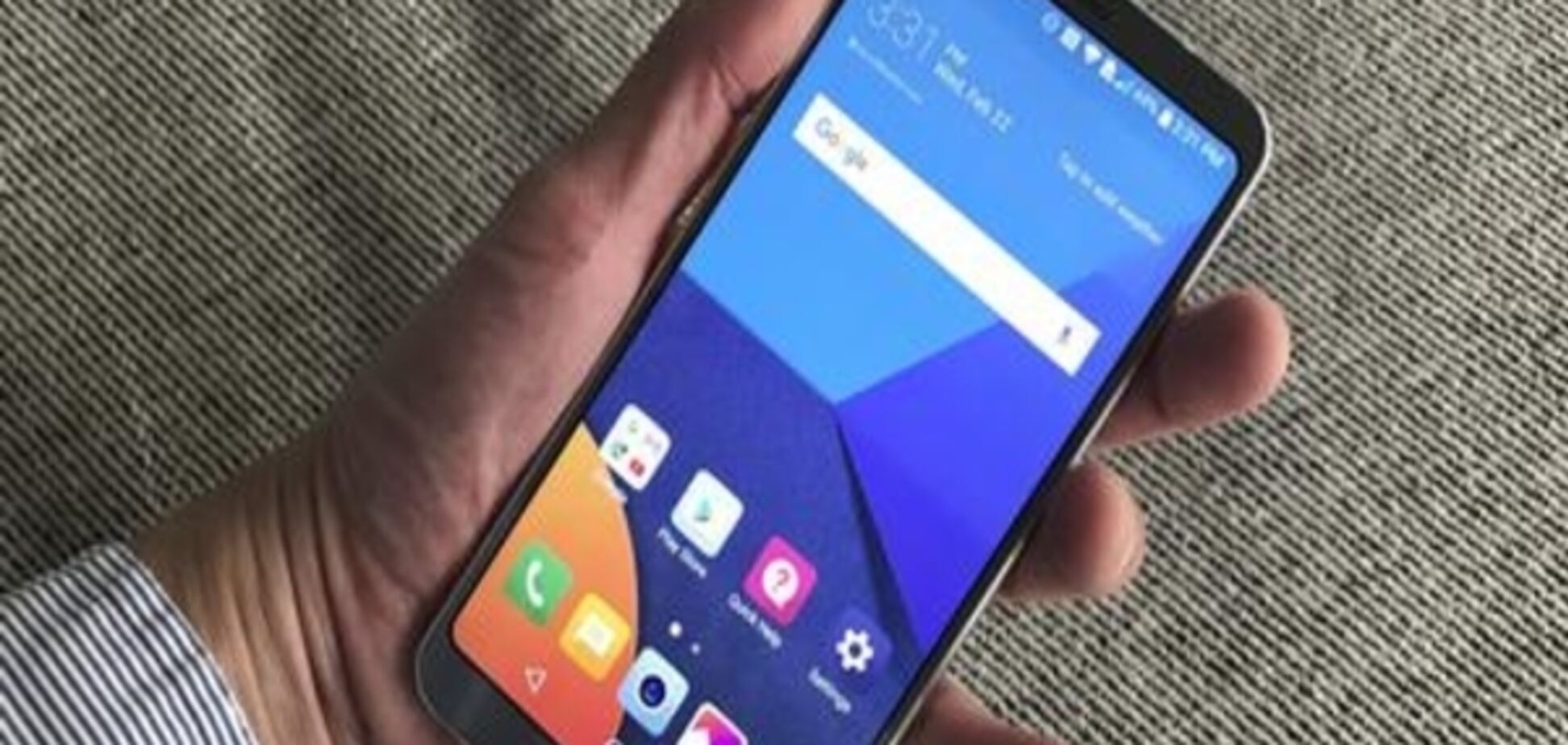 У Німеччині хочуть змусити Facebook i Twitter швидше видаляти заборонений контент