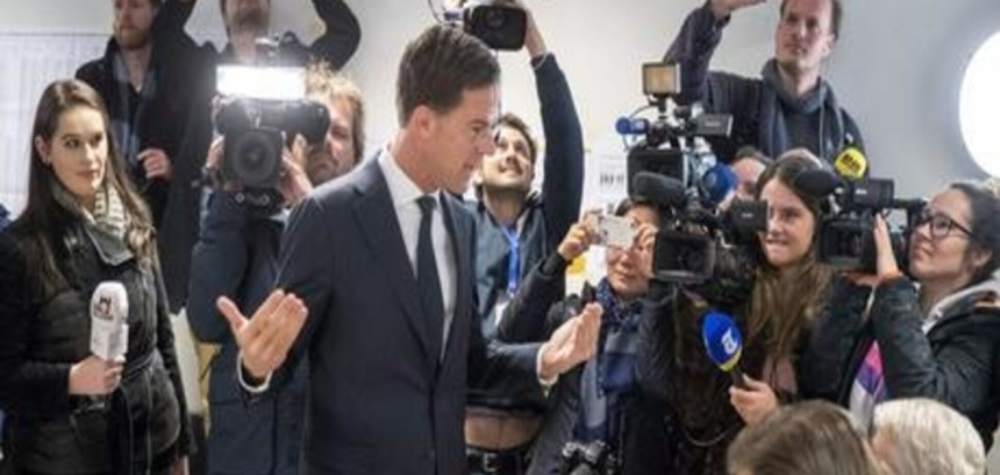 Екзит-поли: на виборах у Нідерландах вневнено перемагає партія Рютте