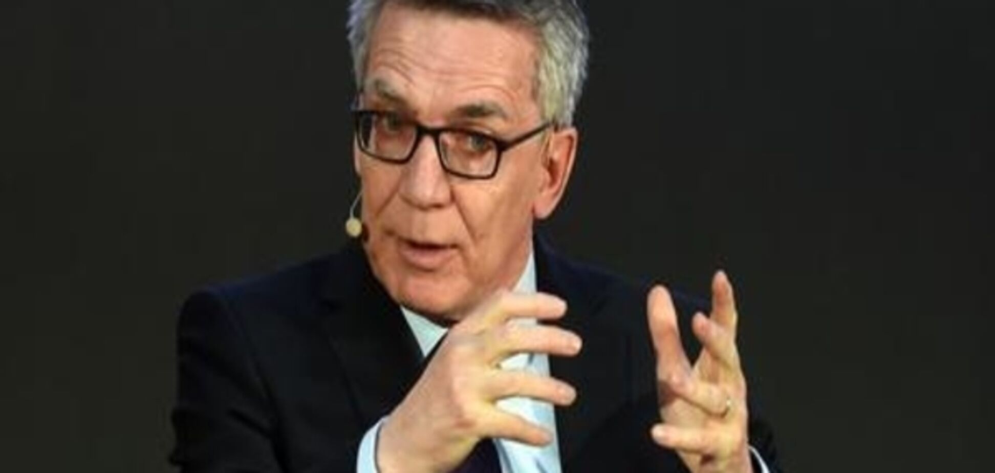 Глава МВС ФРН: Не потребуємо лекцій від пана Ердогана