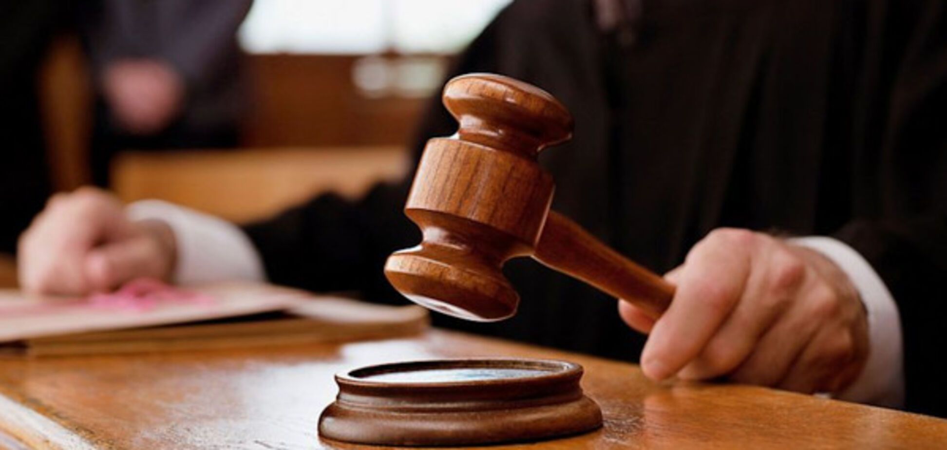 Украв 135 тисяч: в Житомирі суд звільнив від покарання екс-чиновника Міноборони