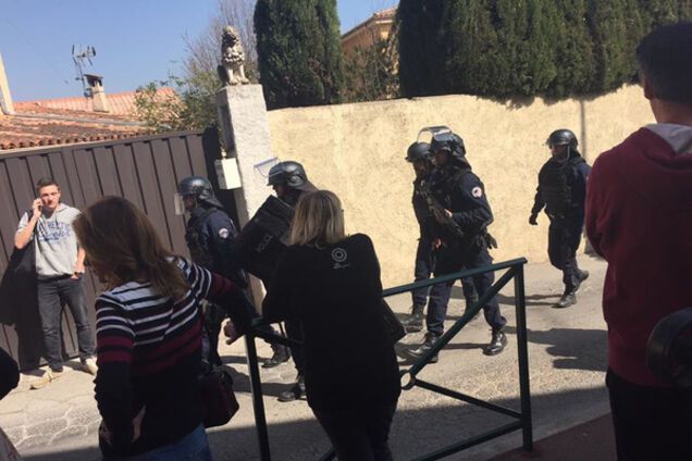 Во Франции произошла стрельба в лицее: есть пострадавшие