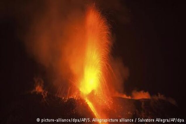Виверження Етни на Сицилії: є постраждалі серед туристів