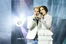 Молодежь влюбляется в творчество Эдуарда Романюты