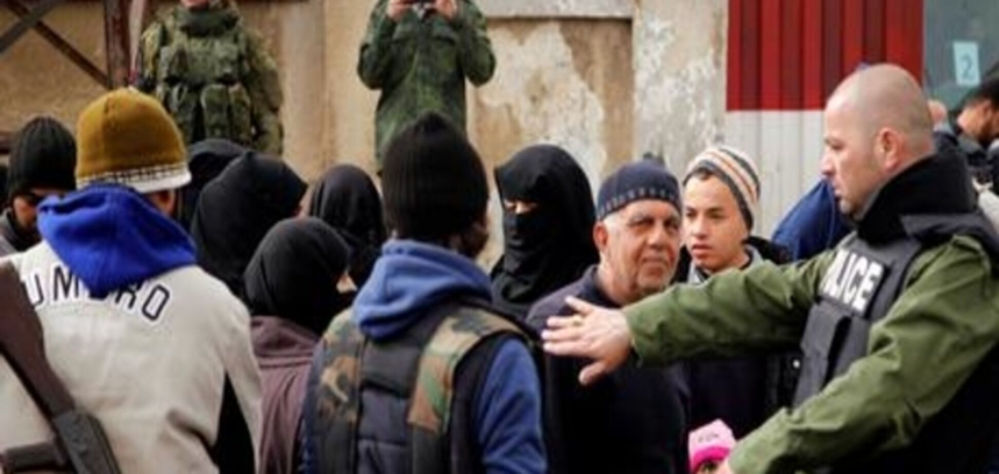 Сирія: Із Хомса вивозять повстанців і цивільних