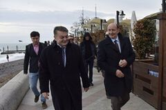 Візит європейських політиків до Криму