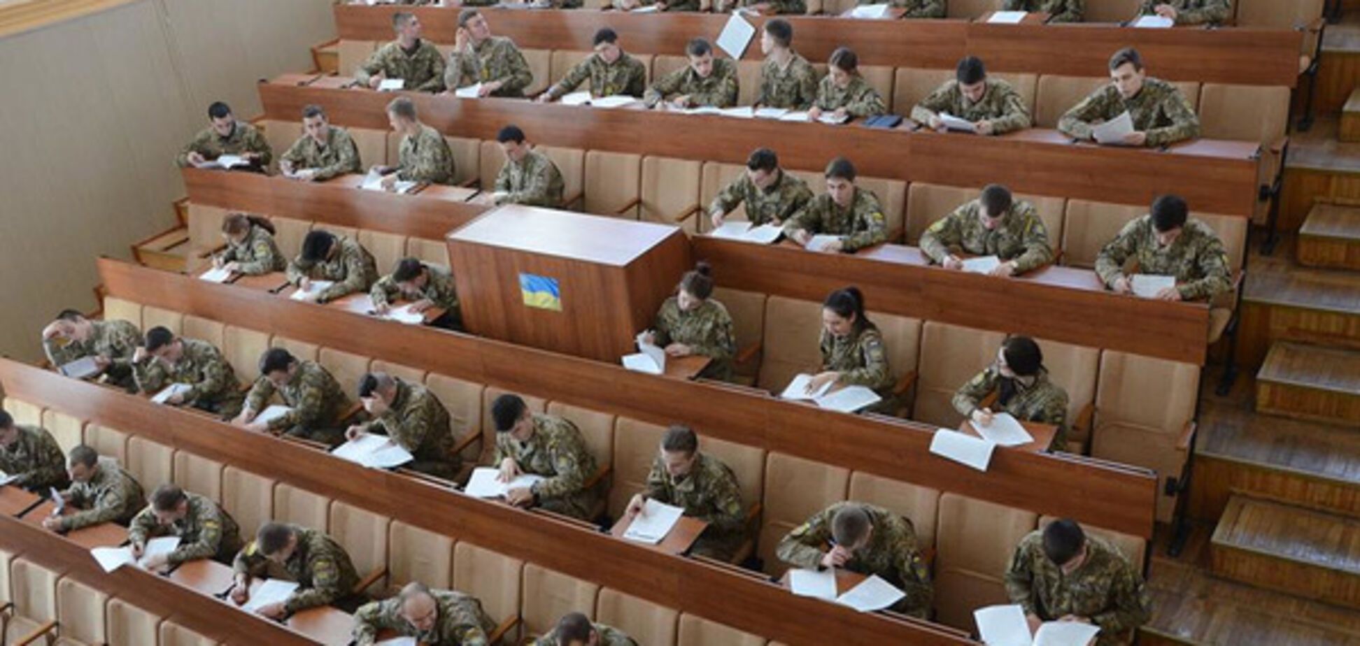 Конкурс 'Авиатор 2017': победителей ждет Франция