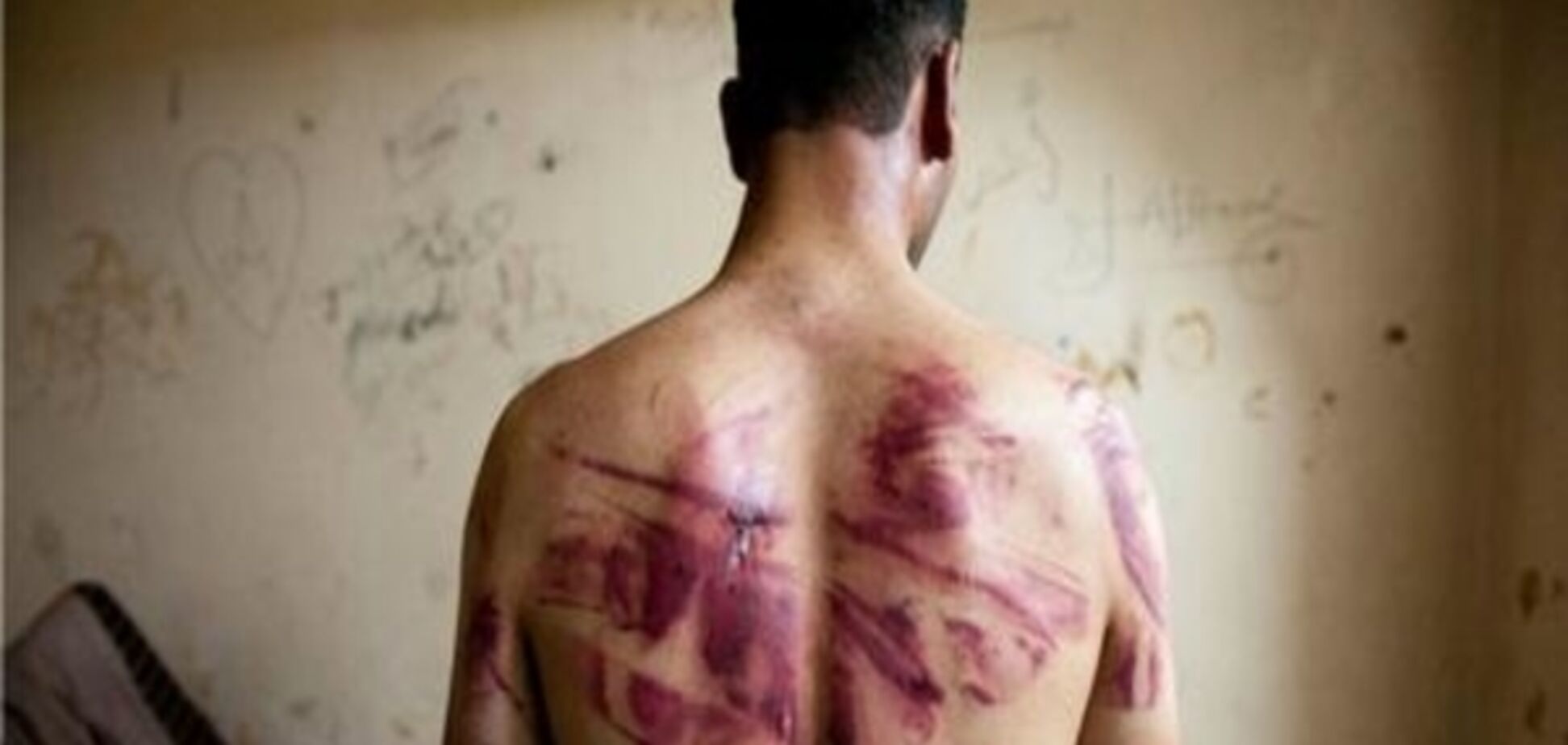 Сирійці просять прокуратуру ФРН розслідувати випадки катувань у в'язницях Сирії