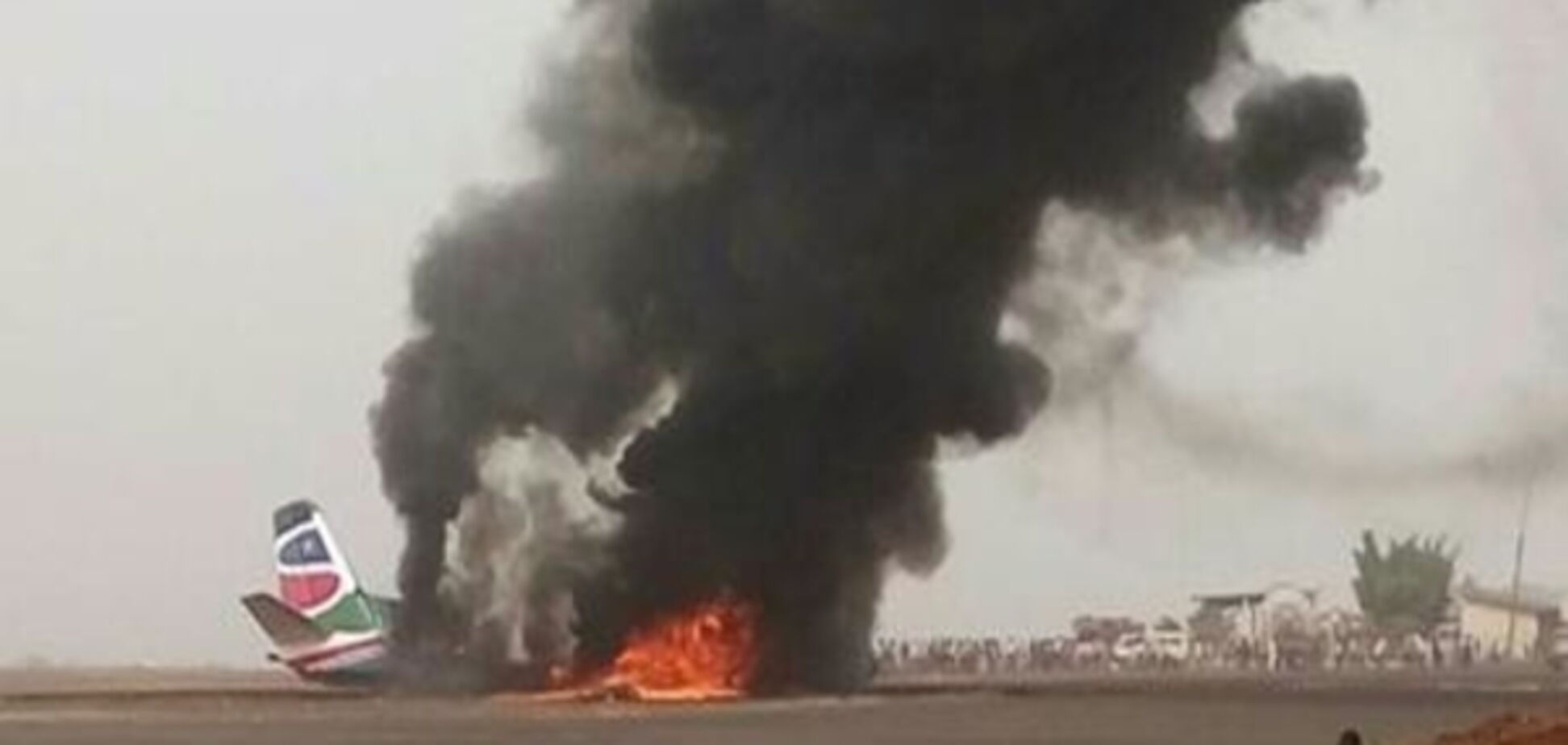 Літак із 45 людьми на борту зазнав аварії в аеропорту в Південному Судані