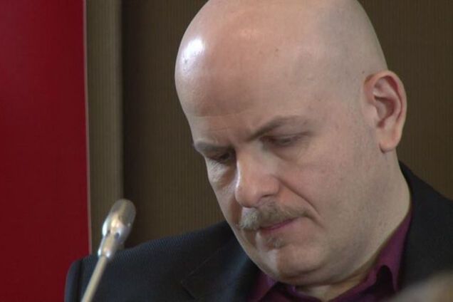 Олесь Бузина