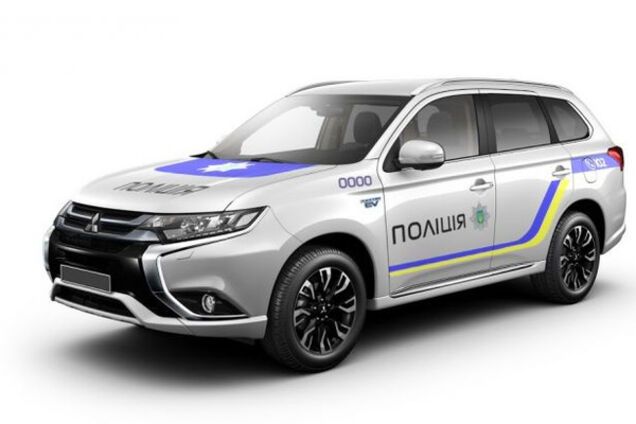 С 635 Mitsubishi Outlander PHEVs