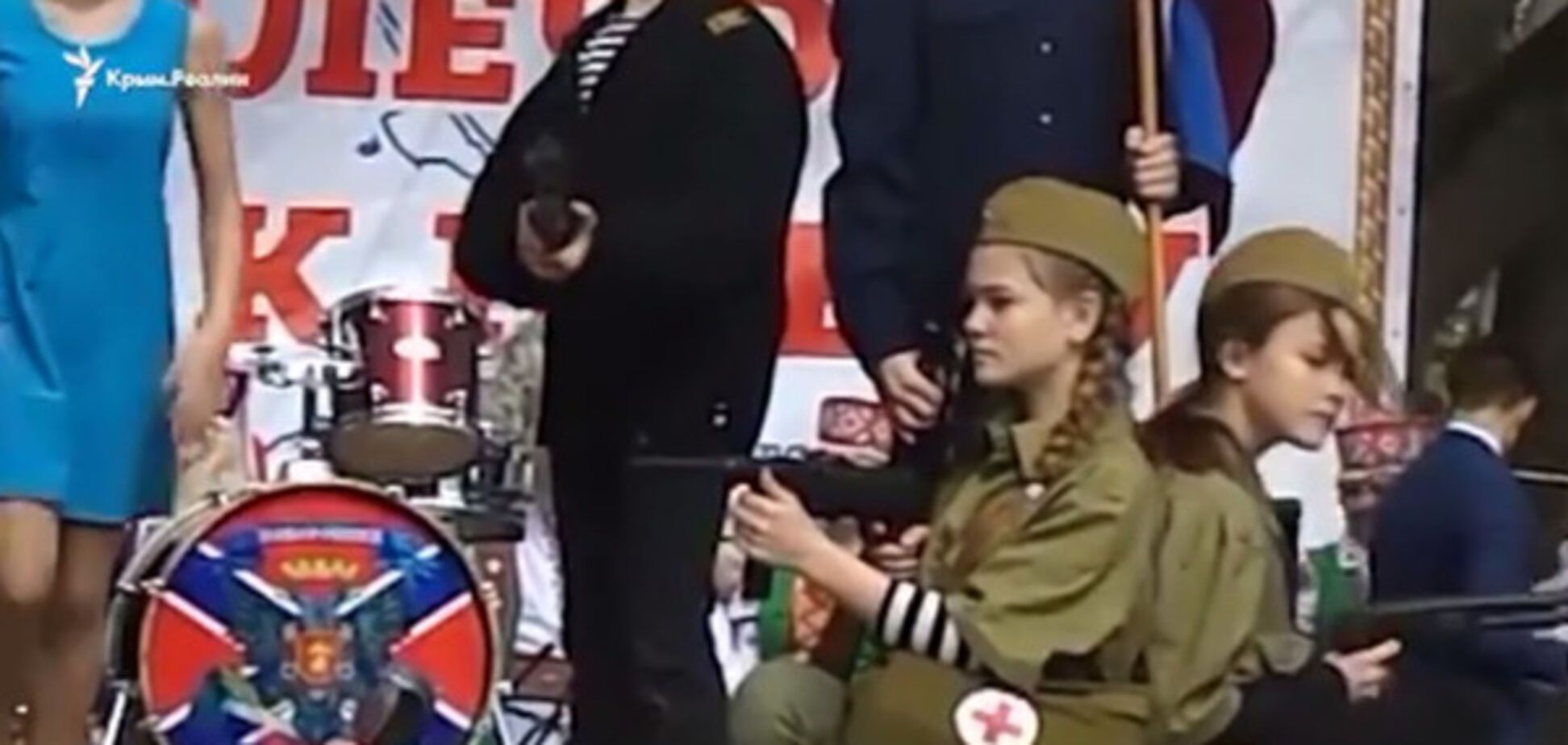 В видео с концертом из Севастополя увидели 'главный признак общества дегенератов'