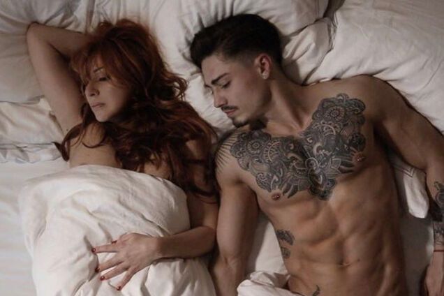 Алена Апина