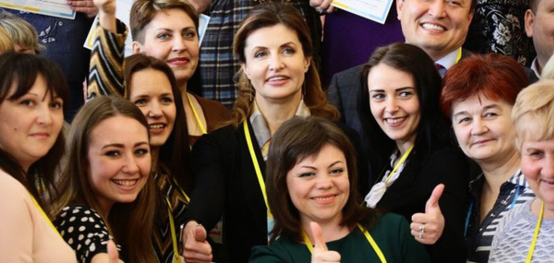 Марина Порошенко: 'Благодаря компьютерным классам школьники получат качественные и доступные знания'