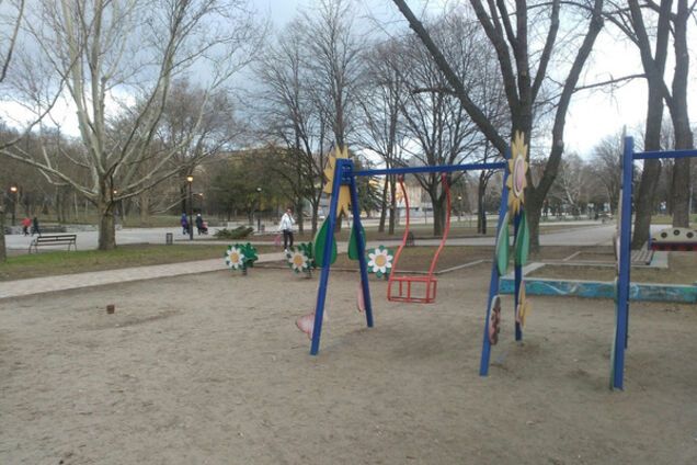 В Запорожье своеобразно готовятся к Часу Земли (ФОТО)