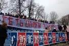 Фанаты в Черкассах устроили атаку на гостиницу с донецкими футболистами: видеофакт