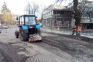 Замість ямкового ремонту: на Закарпатті асфальт зідрали до бруківки, опубліковані фото та відео