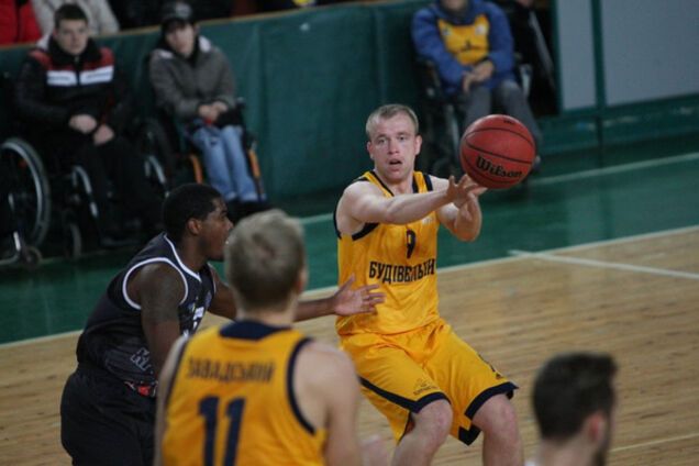 Будивельник Кремень