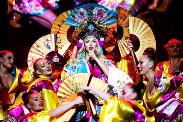 Оля Полякова