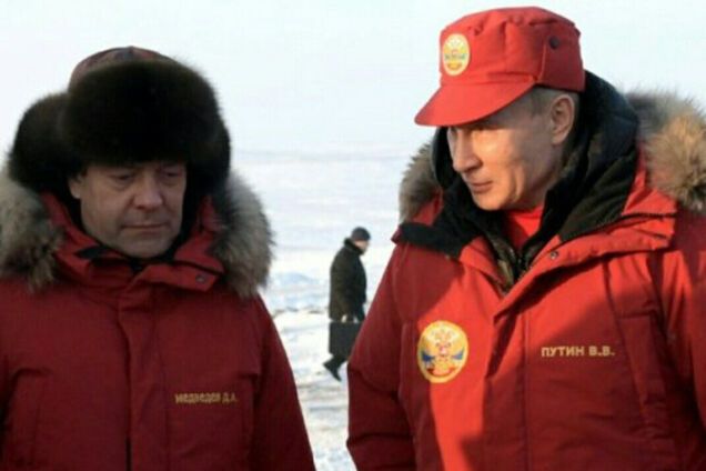 Медведев и Путин