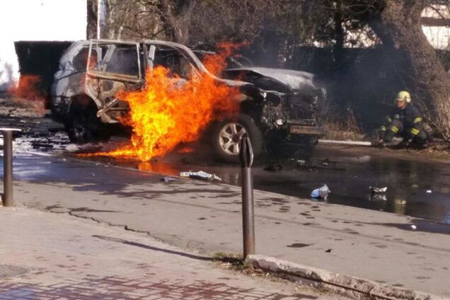 Взрыв авто в Мариуполе