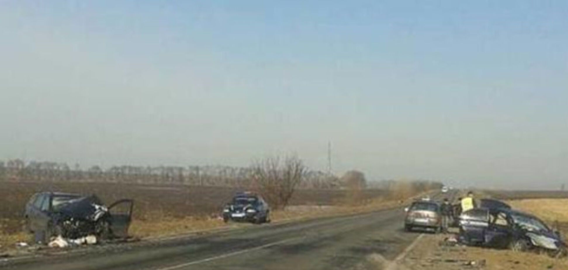 Под Киевом произошло страшное смертельное ДТП: опубликовано фото