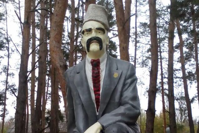 Памятник Ленину Шевченко