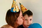 "Я всього лиш твоя мама"