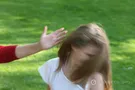 Избили девушку