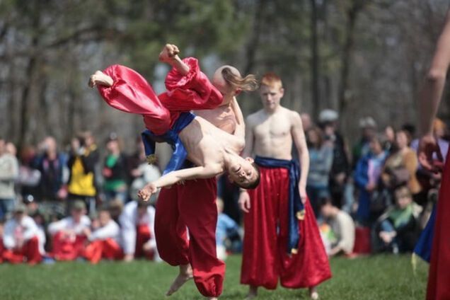 Запорожцев приглашают встретить Пасху на фестивале боевых искусств