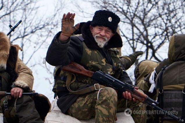 Ара й Ухо: в соцмережі показали знакове фото з кладовища терористів 'ДНР'