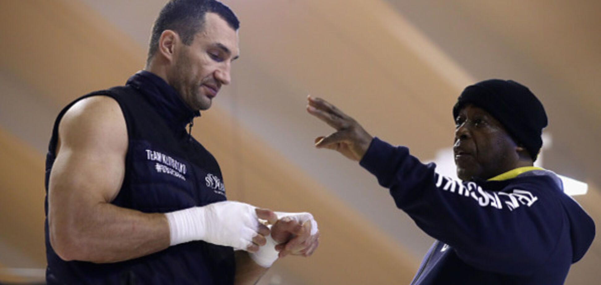 Кличко Джеймс Али Башир